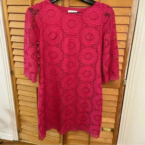 London Times Pink berry/Fuchsia Shift dress Size 14 Floral Lace Overlay Flowy - Picture 9 of 12